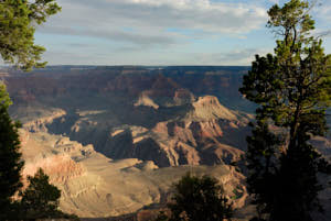 grand canyon<br>NIKON D200, 20 mm, 100 ISO,  1/125 sec,  f : 8 